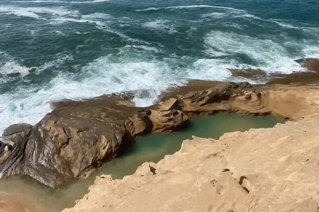 Les Dunes de Timlaline : Quand le Sahara rencontre l'Atlantique