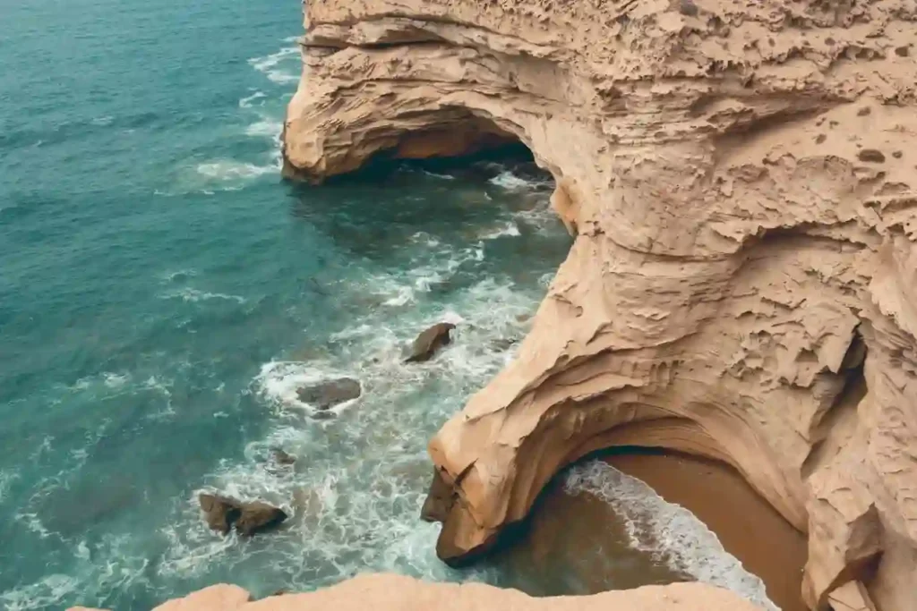 Les Dunes de Timlaline : Quand le Sahara rencontre l'Atlantique